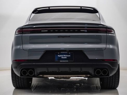 Certified 2026 Porsche Cayenne Coupe AWD/4WD image 10