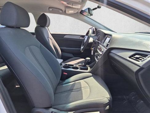 Used 2019 Hyundai Sonata SE FWD image 21