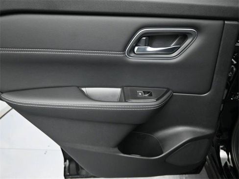 New 2026 Nissan Rogue Platinum w/ Platinum Premium Package image 25