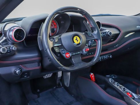 Certified 2021 Ferrari F8 Tributo image 25