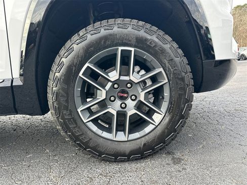 New 2026 GMC Terrain AT4 w/ Convenience Package III image 13