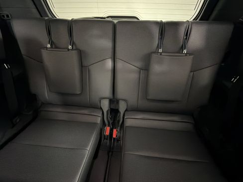Used 2025 Lexus GX 550 w/ Accessory Package (2T) AWD/4WD image 32