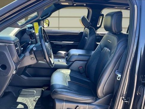 Used 2022 Ford Expedition Max Platinum AWD/4WD image 25