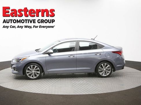 Used 2020 Hyundai Accent Limited FWD image 61