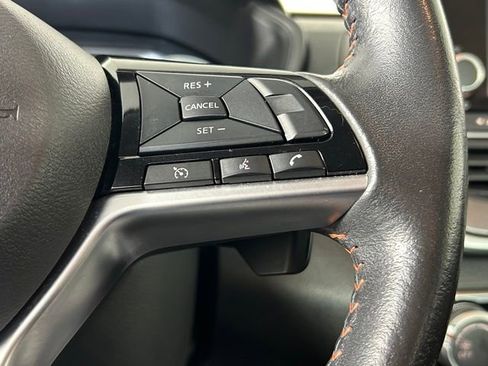 Used 2024 Nissan Altima 2.5 SR FWD image 20