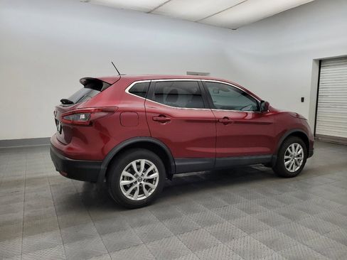 Used 2021 Nissan Rogue Sport S image 10