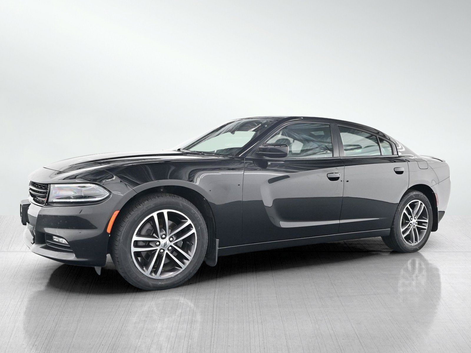 Used 2019 Dodge Charger SXT w/ Plus Group AWD/4WD image 2