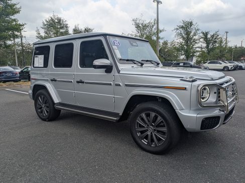 Certified 2025 Mercedes-Benz G 550 image 2