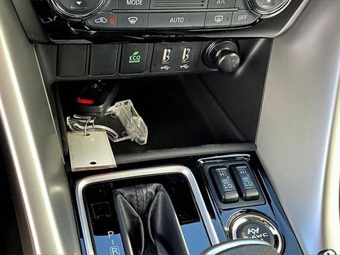 New 2026 Mitsubishi Eclipse Cross LE image 16