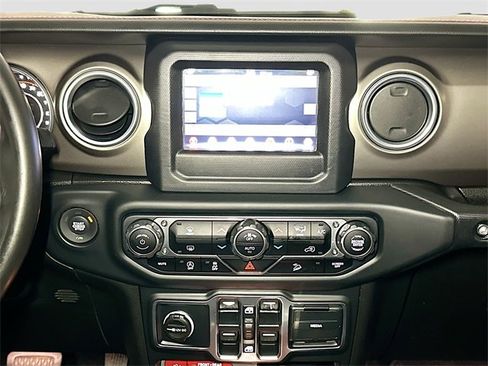 Used 2018 Jeep Wrangler Unlimited Rubicon w/ LED Lighting Group image 12