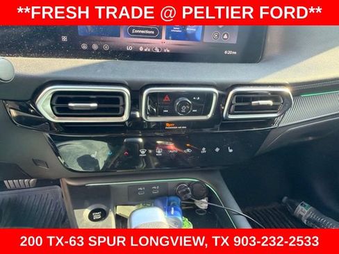 Used 2026 Nissan Sentra SV w/ SV Convenience Package FWD image 23