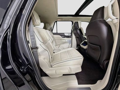Used 2023 Lincoln Navigator L Black Label AWD/4WD image 29