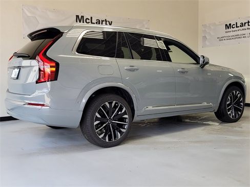New 2026 Volvo XC90 B6 Plus w/ Protection Package Premier image 3