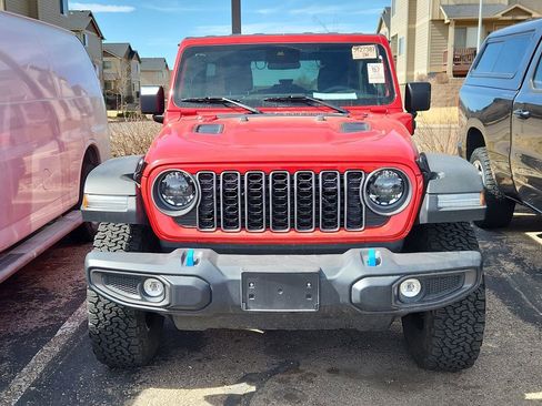 Certified 2025 Jeep Wrangler Unlimited Rubicon 4xe w/ Convenience Group image 2