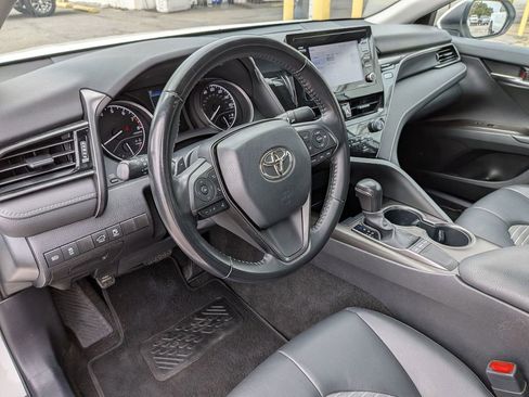 Used 2023 Toyota Camry SE image 13
