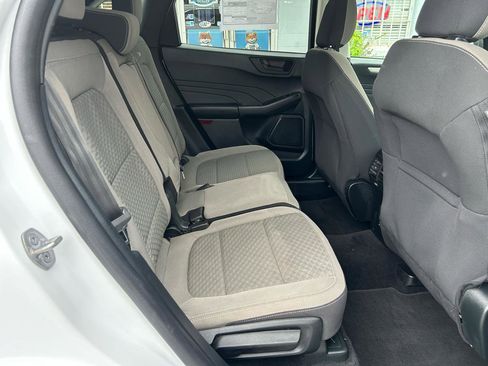 Used 2022 Ford Escape SE w/ Convenience Package AWD/4WD image 13