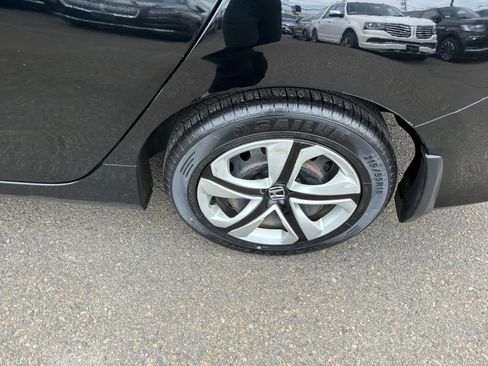 Used 2018 Honda Civic LX image 29