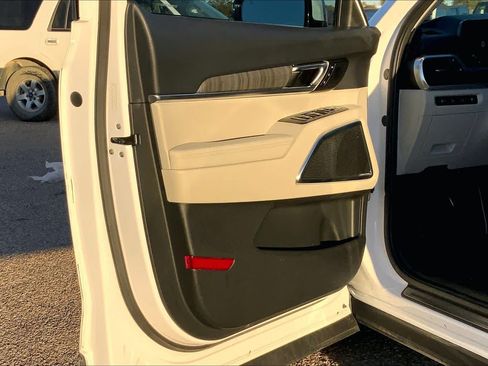 Used 2023 Kia Telluride SX FWD image 18