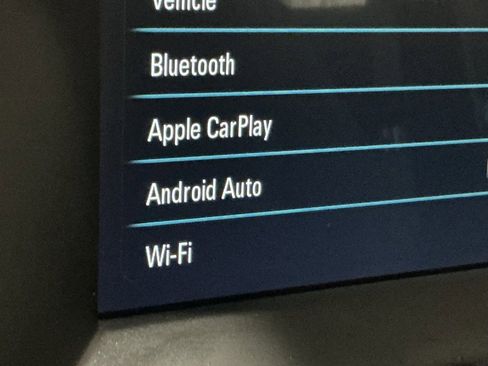 Used 2019 GMC Acadia SLE w/ LPO, Floor Liner Package image 7