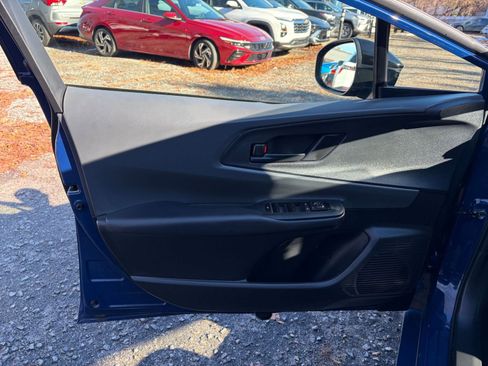 Used 2025 Toyota Prius LE image 20