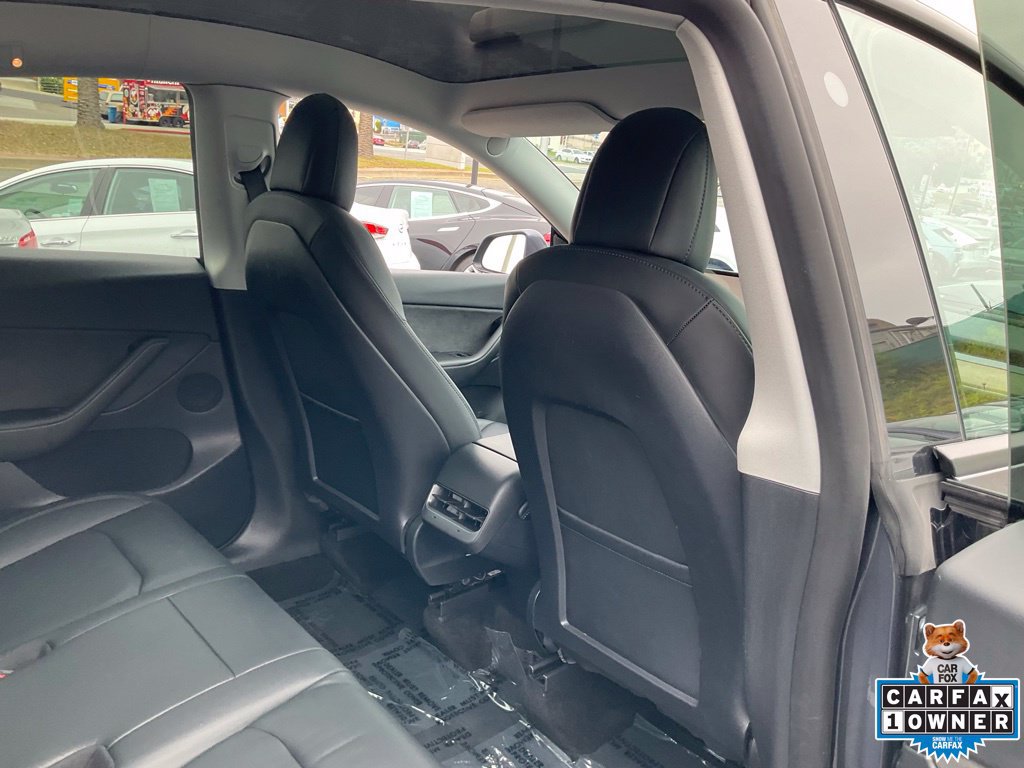 Used 2022 Tesla Model Y Performance AWD/4WD image 49