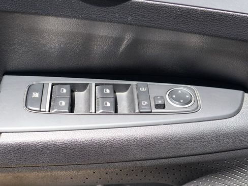 Used 2023 Kia Forte LXS FWD image 29