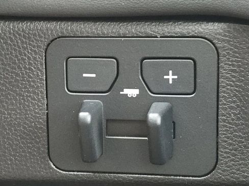 New 2026 Toyota Tundra Platinum image 12