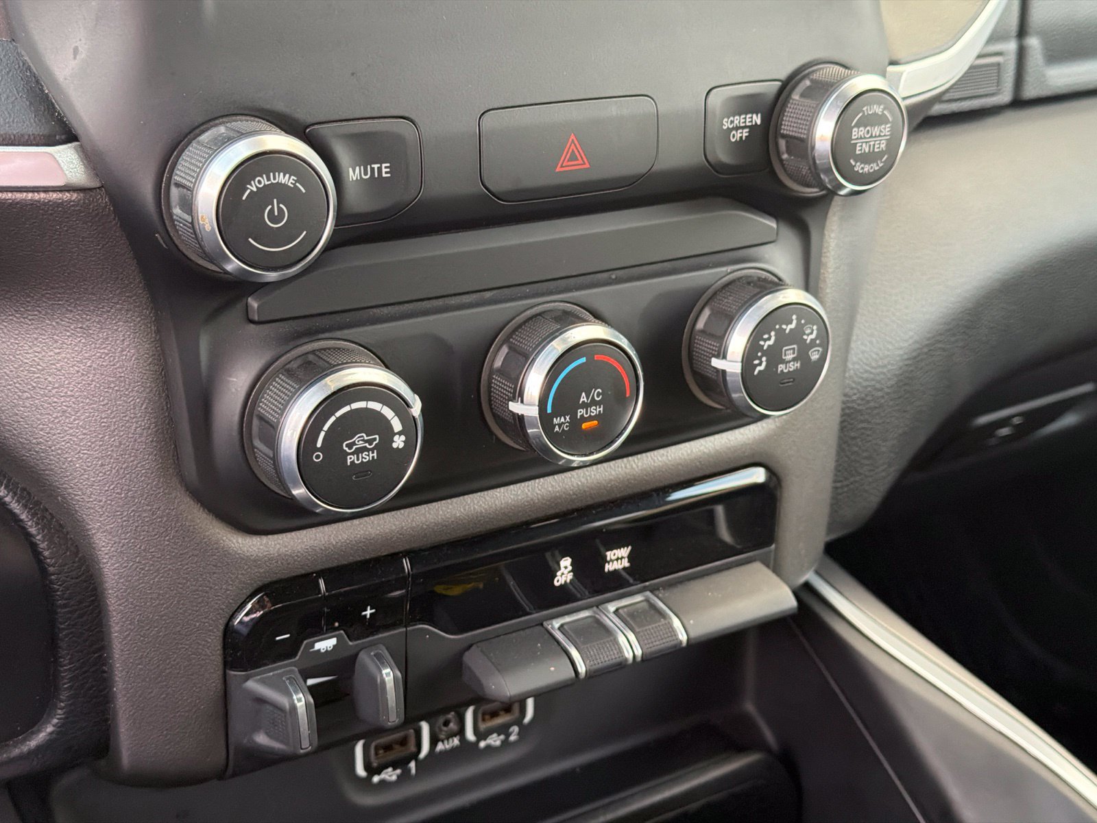 Used 2022 RAM 1500 Lone Star AWD/4WD image 23