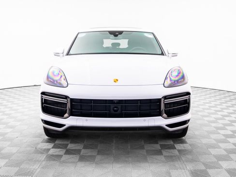 Used 2023 Porsche Cayenne Turbo AWD/4WD image 9