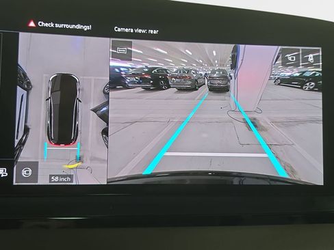 New 2025 Audi Q6 e-tron Premium image 17