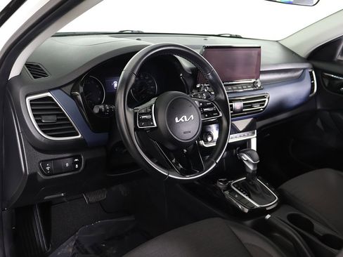 Used 2023 Kia Seltos S w/ Navigation Package image 26