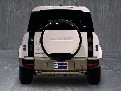 Used 2026 Land Rover Defender 110 S AWD/4WD image 5