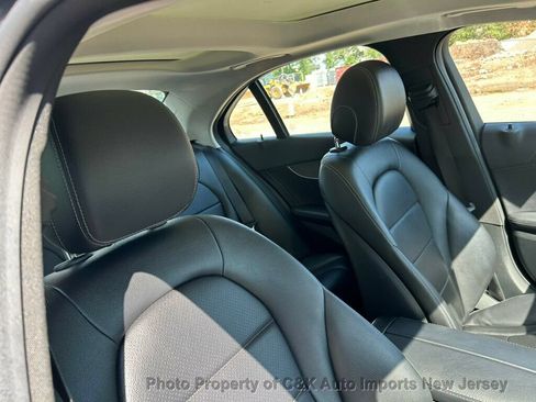 Used 2020 Mercedes-Benz C 300 4MATIC Sedan image 24