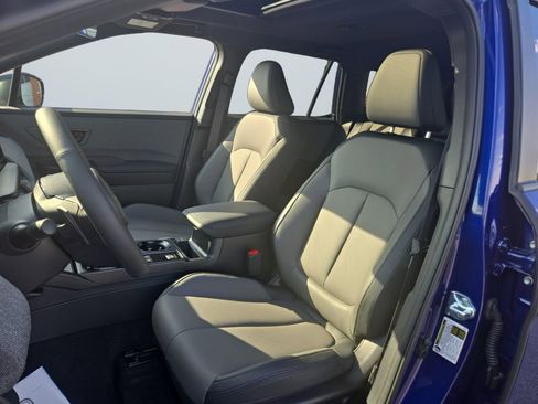 Certified 2026 Subaru Outback Premium AWD/4WD image 9