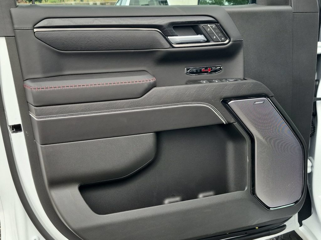 New 2026 GMC Sierra 1500 AT4X AWD/4WD image 9