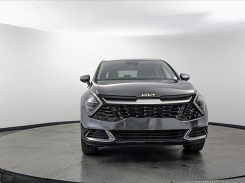 Used 2024 Kia Sportage LX FWD image 12