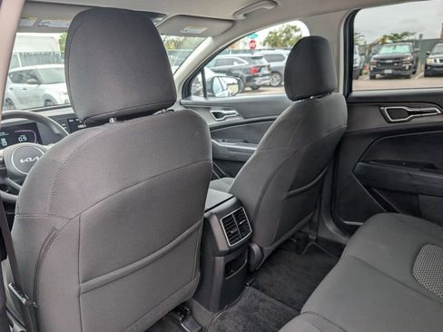 Certified 2023 Kia Sportage LX image 13