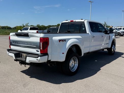 Used 2020 Ford F450 Platinum w/ FX4 Off-Road Package AWD/4WD image 18