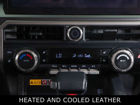 Used 2025 Toyota 4Runner TRD Off-Road Premium AWD/4WD image 21