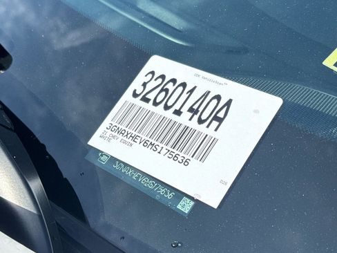 Used 2021 Chevrolet Equinox LS w/ LS Convenience Package FWD image 28
