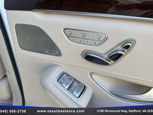Used 2019 Mercedes-Benz S 560 Sedan image 31