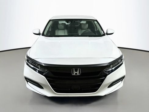 Used 2019 Honda Accord LX image 2