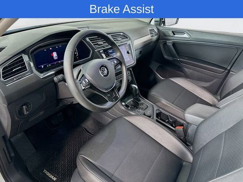 Used 2020 Volkswagen Tiguan SEL AWD/4WD image 12