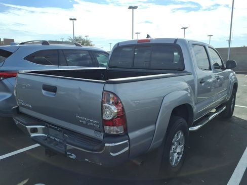 Used 2015 Toyota Tacoma PreRunner w/ SR5 Package image 3