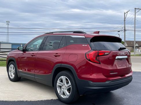 Used 2020 GMC Terrain SLE w/ Driver Convenience Package FWD image 5