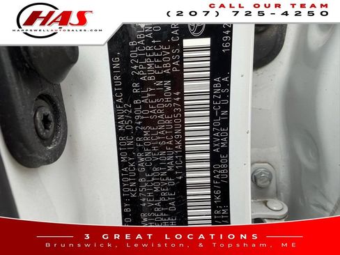 Used 2022 Toyota Camry LE w/ Carpet Mat Package (TMS) FWD image 17