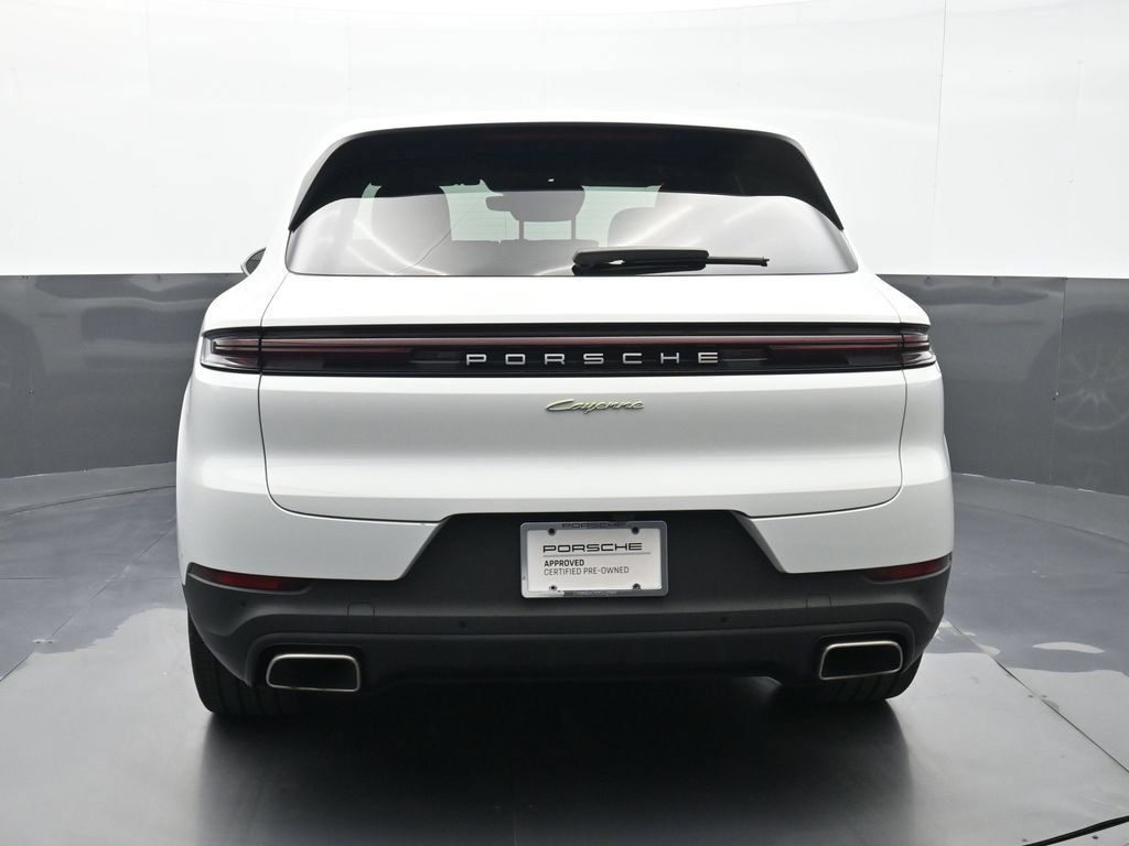 Certified 2024 Porsche Cayenne AWD/4WD image 21