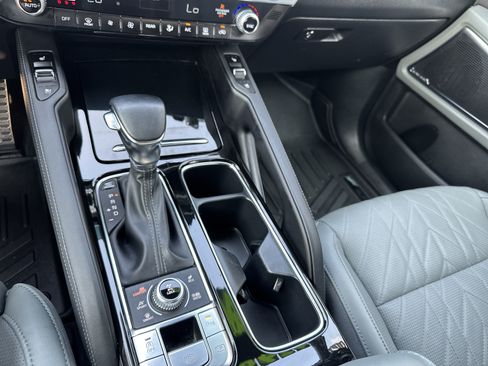 Used 2024 Kia Telluride SX Prestige X-Pro AWD/4WD image 19