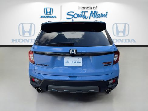 Certified 2024 Honda Passport TrailSport image 6
