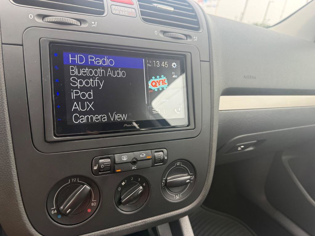 Used 2008 Volkswagen Rabbit S FWD image 37